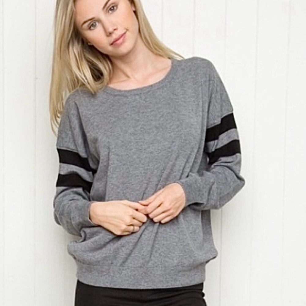 Brandy Melville Gray Sweatshirt with Black Stripes EUC